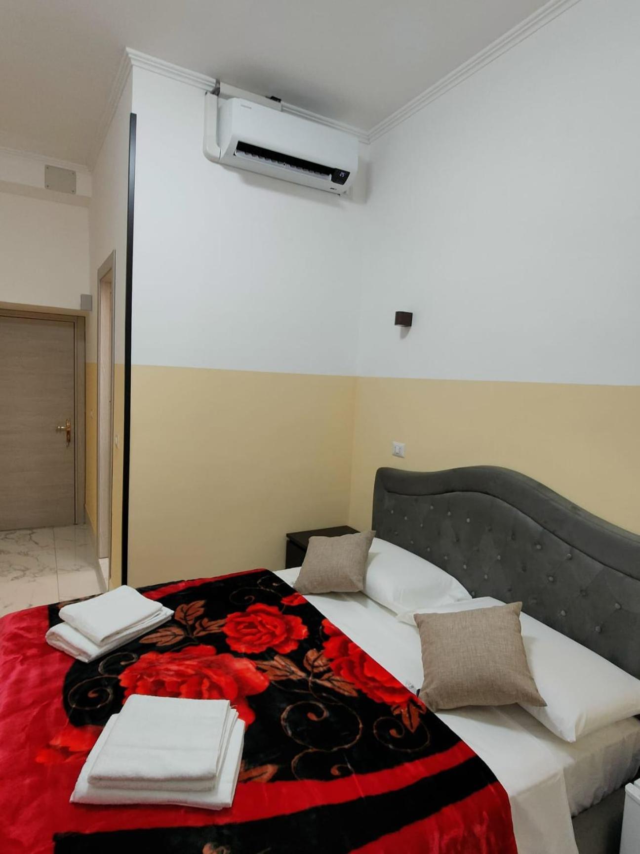 Отель Rattazzi Roma Centro Экстерьер фото